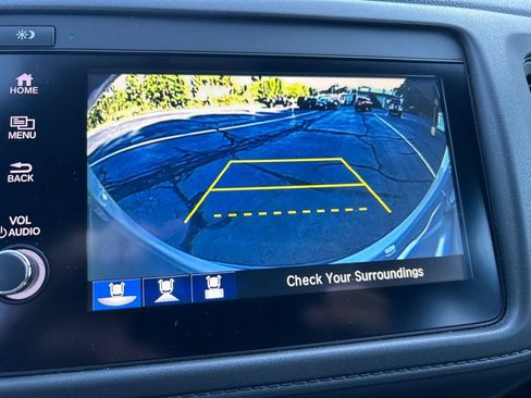 Used 2019 Honda HR-V Sport image 18