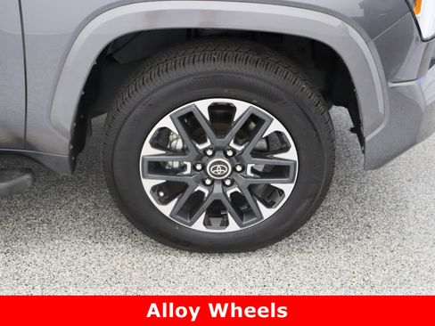 Used 2024 Toyota Tundra Limited w/ Power Package image 5