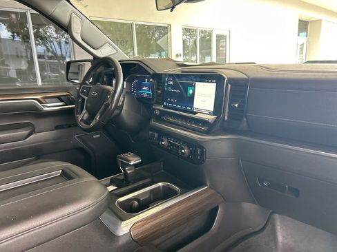 Used 2022 Chevrolet Silverado 1500 LT Trail Boss w/ LT Trail Boss Premium Package image 26