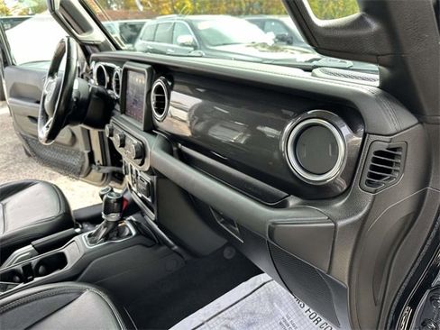 Certified 2020 Jeep Wrangler Unlimited Sahara image 28