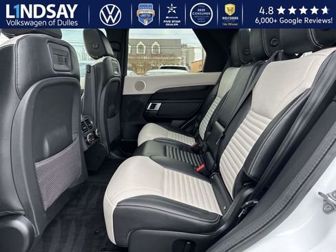 Used 2023 Land Rover Discovery S R-Dynamic image 15