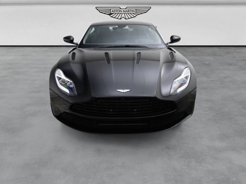 Used 2018 Aston Martin DB11 V12 RWD image 3