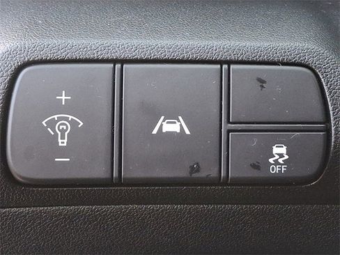 Used 2021 Hyundai Elantra SEL w/ Convenience Package image 23