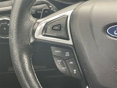 Used 2022 Ford Edge ST w/ Equipment Group 401A image 24