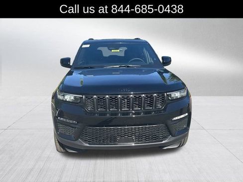 New 2025 Jeep Grand Cherokee Limited w/ Black Appearance Package image 2