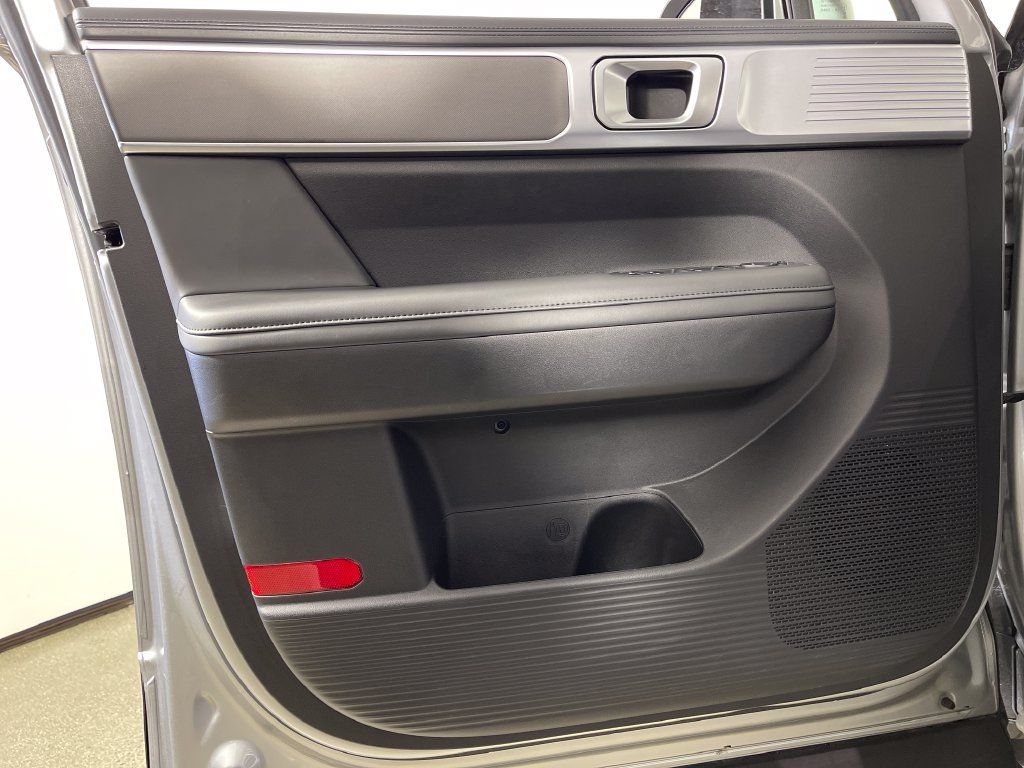 Certified 2026 Hyundai Santa Fe SEL FWD image 20