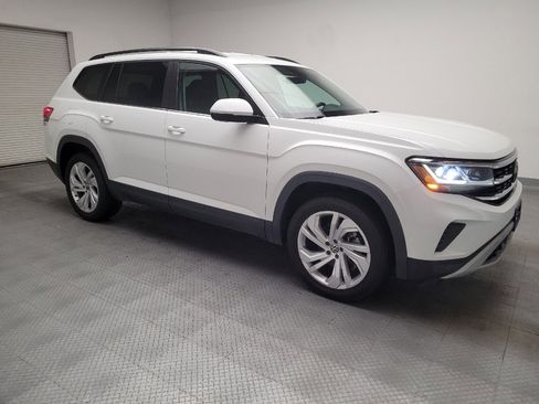 Used 2021 Volkswagen Atlas SE image 11