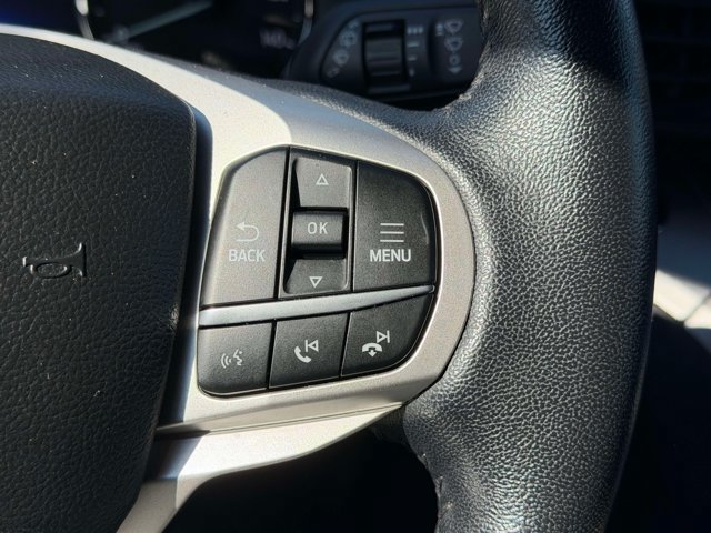 Used 2023 Ford Explorer XLT AWD/4WD image 26