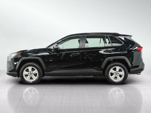 Used 2019 Toyota RAV4 LE w/ Carpet Mat Package AWD/4WD image 2