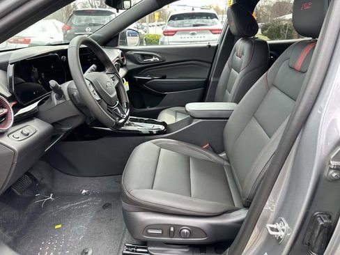 New 2026 Chevrolet Trax RS w/ Driver Confidence Package image 10