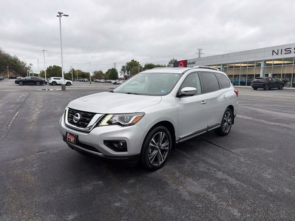 Certified 2019 Nissan Pathfinder Platinum AWD/4WD image 3