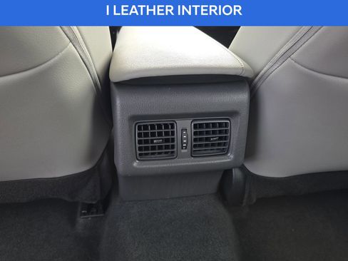 Used 2023 Toyota Camry XLE image 19