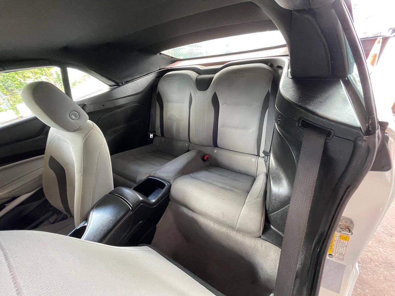 Used 2020 Chevrolet Camaro LT RWD image 12