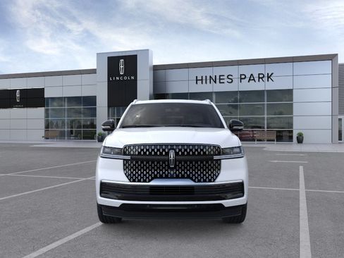 New 2026 Lincoln Navigator Reserve AWD/4WD image 6