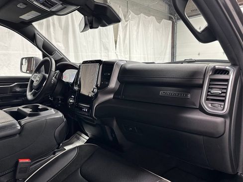 Used 2025 RAM 1500 Laramie AWD/4WD image 59