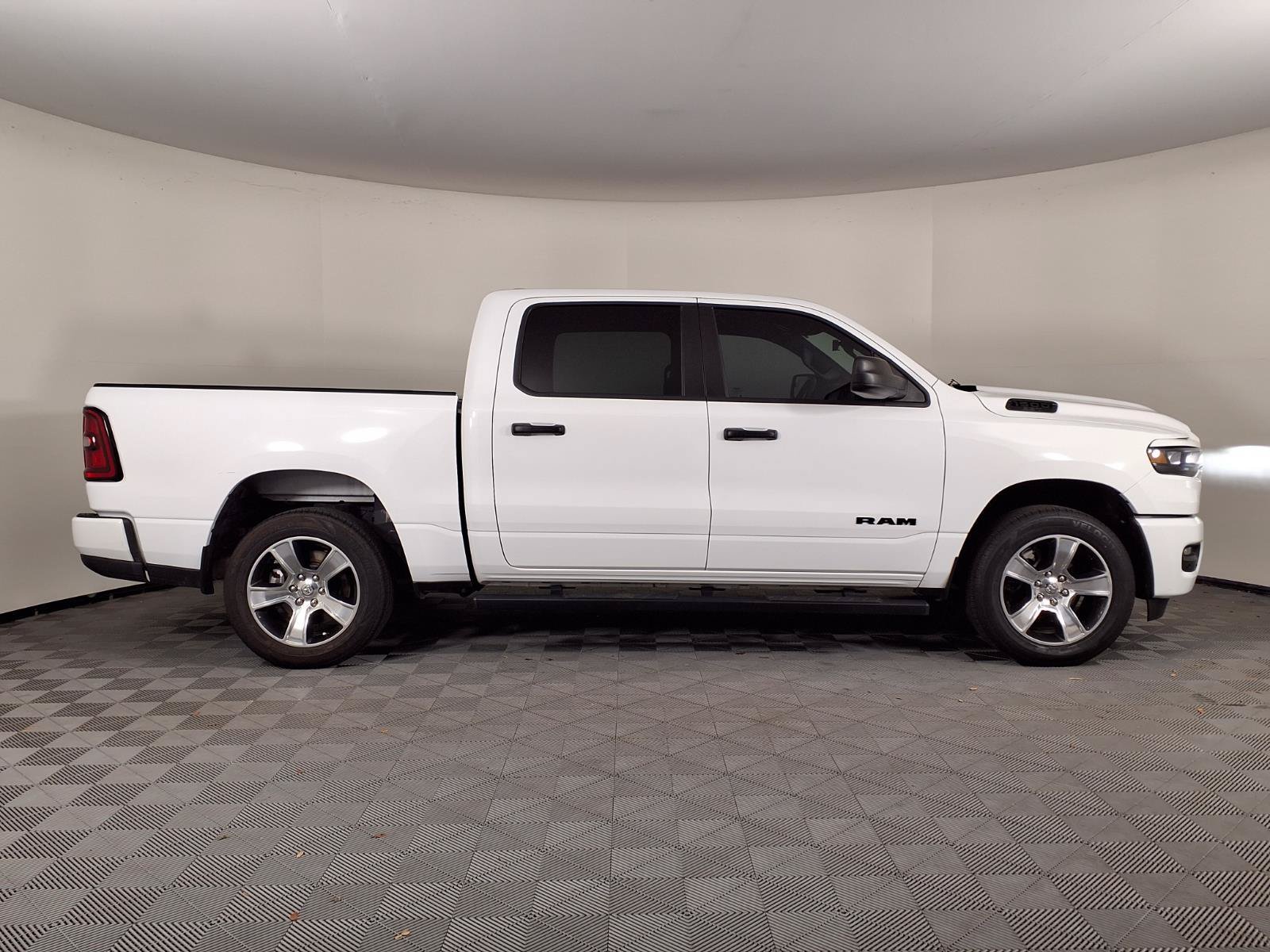 Used 2025 RAM 1500 Tradesman RWD image 30
