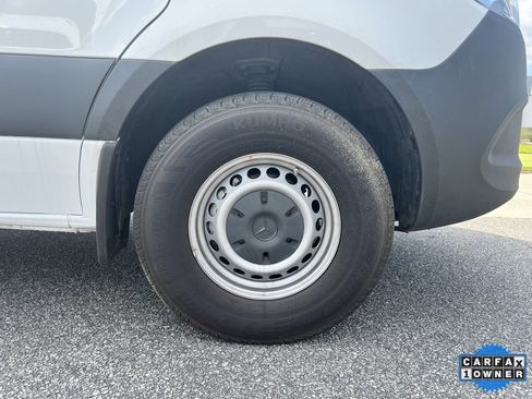 Used 2023 Mercedes-Benz Sprinter 144 Cargo image 6