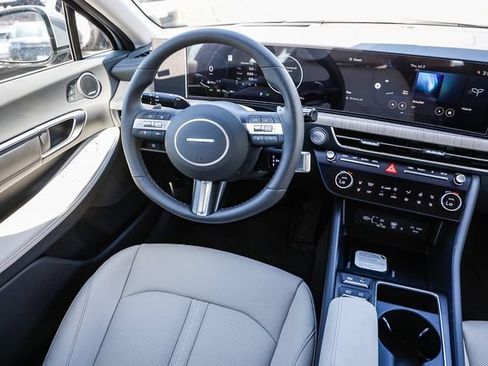 New 2026 Hyundai Sonata Limited FWD image 17