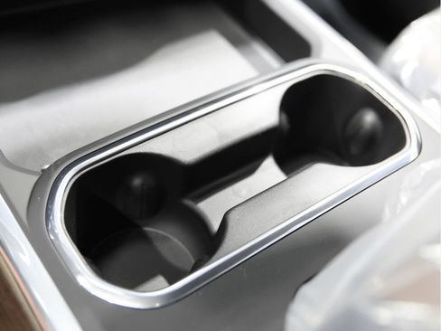 Used 2025 Chevrolet Silverado 2500 High Country w/ Technology Package image 40