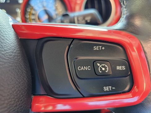 Used 2020 Jeep Wrangler Unlimited Sahara w/ Uconnect 4C Nav & Sound Group image 10