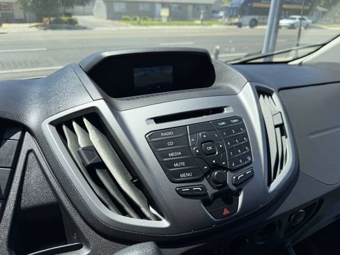 Used 2018 Ford Transit 350 XLT RWD image 20