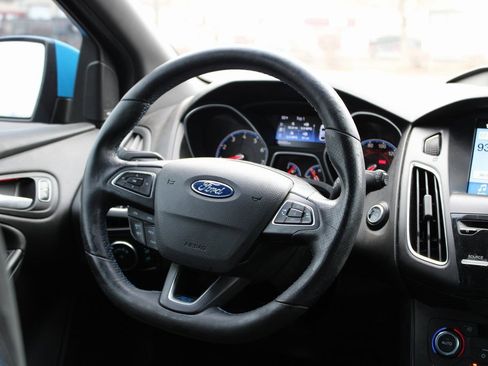 Used 2016 Ford Focus RS image 19