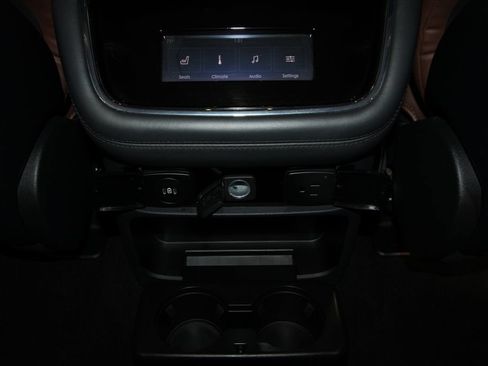 Used 2024 Lincoln Navigator Reserve AWD/4WD image 31