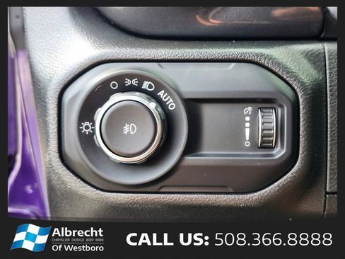 Used 2023 Jeep Wrangler Unlimited Sport AWD/4WD image 22