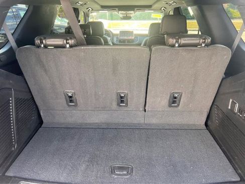 Used 2023 Chevrolet Tahoe High Country w/ Premium Package 2 image 10