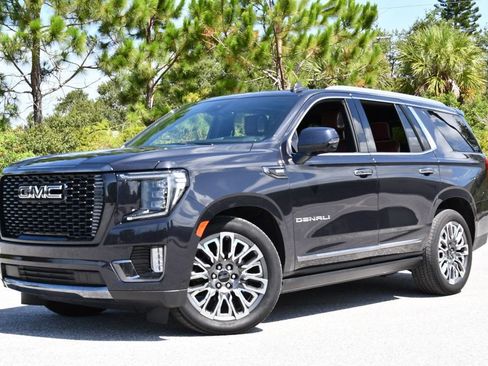 Used 2023 GMC Yukon Denali Ultimate AWD/4WD image 25