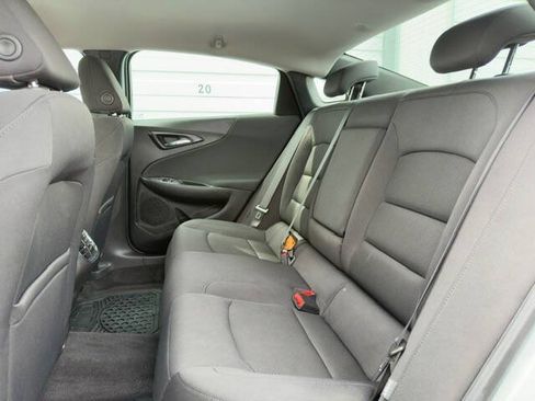 Used 2022 Chevrolet Malibu LT FWD image 10