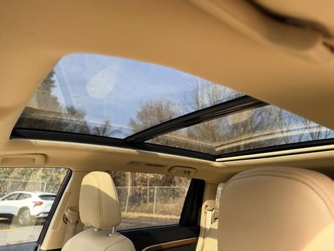 Used 2018 Toyota Highlander Limited image 17