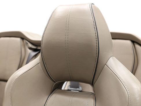 Used 2015 Aston Martin DB9 Volante Carbon Edition Convert image 20