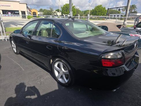 Used 2005 Pontiac Bonneville GXP FWD image 3