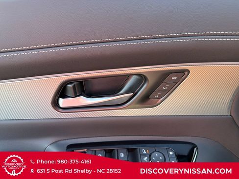 New 2026 Nissan Murano Platinum w/ Cargo Package AWD/4WD image 11