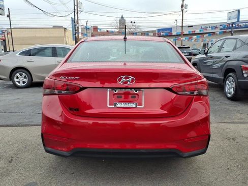 Used 2022 Hyundai Accent SE image 5