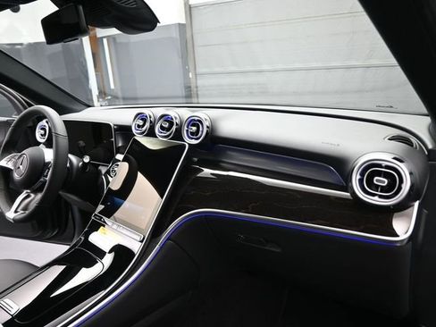 New 2026 Mercedes-Benz GLC 300 image 24