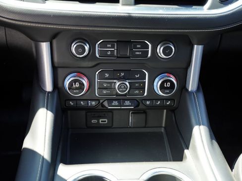 Used 2021 GMC Yukon SLT w/ SLT Premium Package image 36