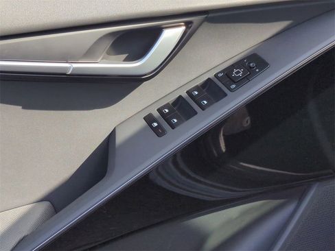 New 2026 Kia Niro Wind image 23