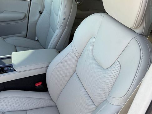 New 2026 Volvo XC90 B6 Ultra w/ Lounge Package image 21