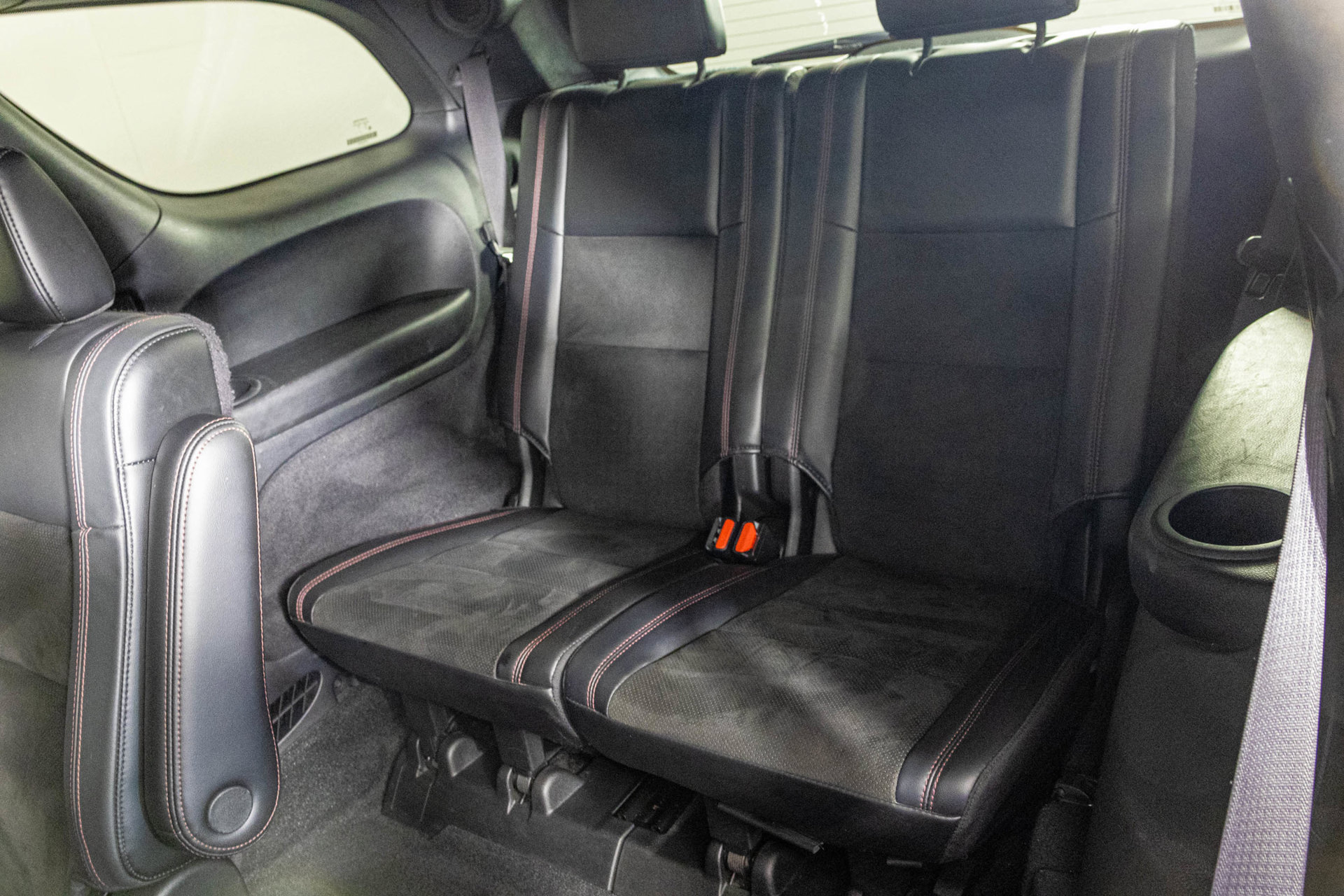Used 2021 Dodge Durango R/T w/ Blacktop Package AWD/4WD image 37