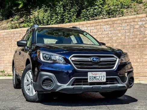 Used 2018 Subaru Outback 2.5i image 4