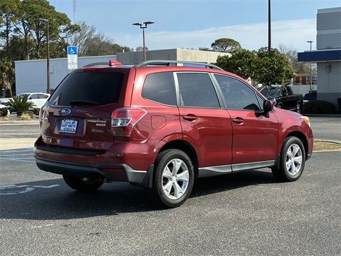Used 2016 Subaru Forester 2.5i Premium image 3