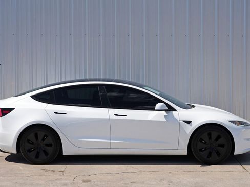 Used 2024 Tesla Model 3 Long Range image 55