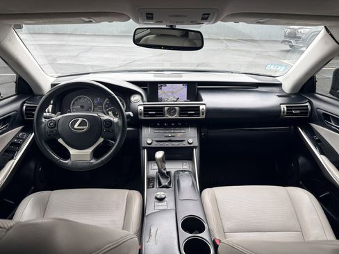 Used 2015 Lexus IS 250 AWD w/ Navigation System Package image 19
