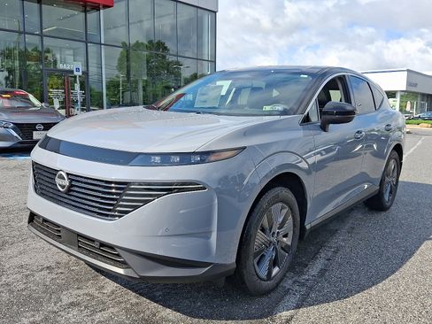 Certified 2025 Nissan Murano SL image 2