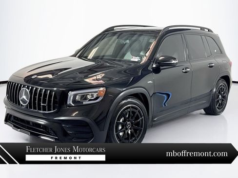Certified 2022 Mercedes-Benz GLB 35 AMG AMG GLB 35 4MATIC SUV image 1