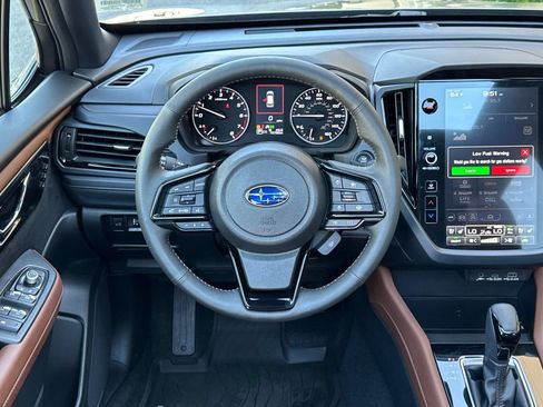 Used 2025 Subaru Forester Touring AWD/4WD image 15