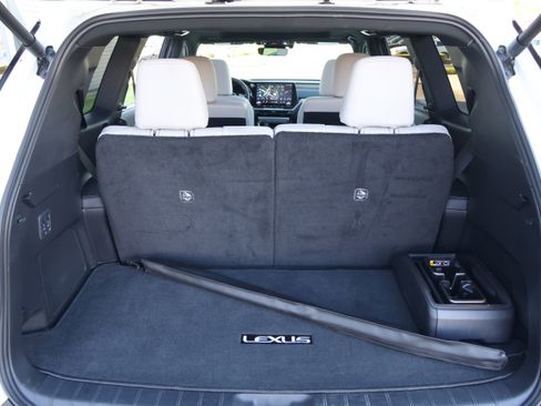 Certified 2025 Lexus TX 350 AWD w/ Technology Package image 38