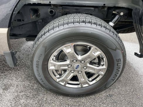 Used 2021 Ford F150 Lariat AWD/4WD image 11